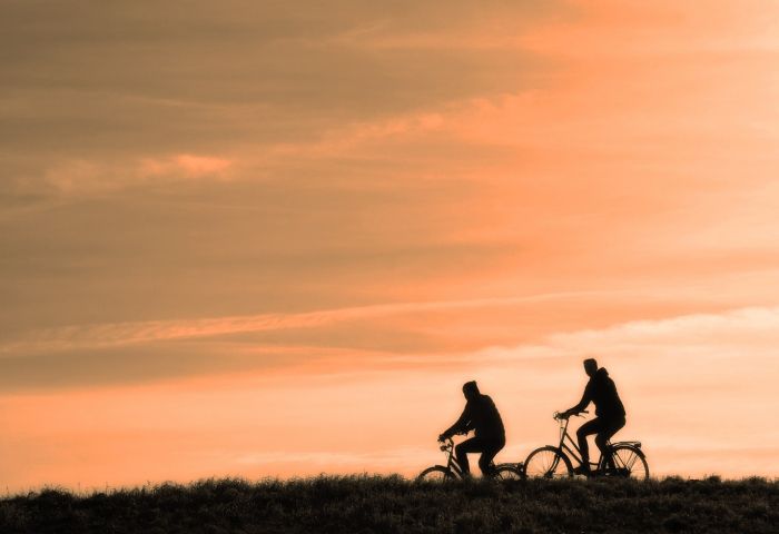 14 Top Cycling Routes Around The World