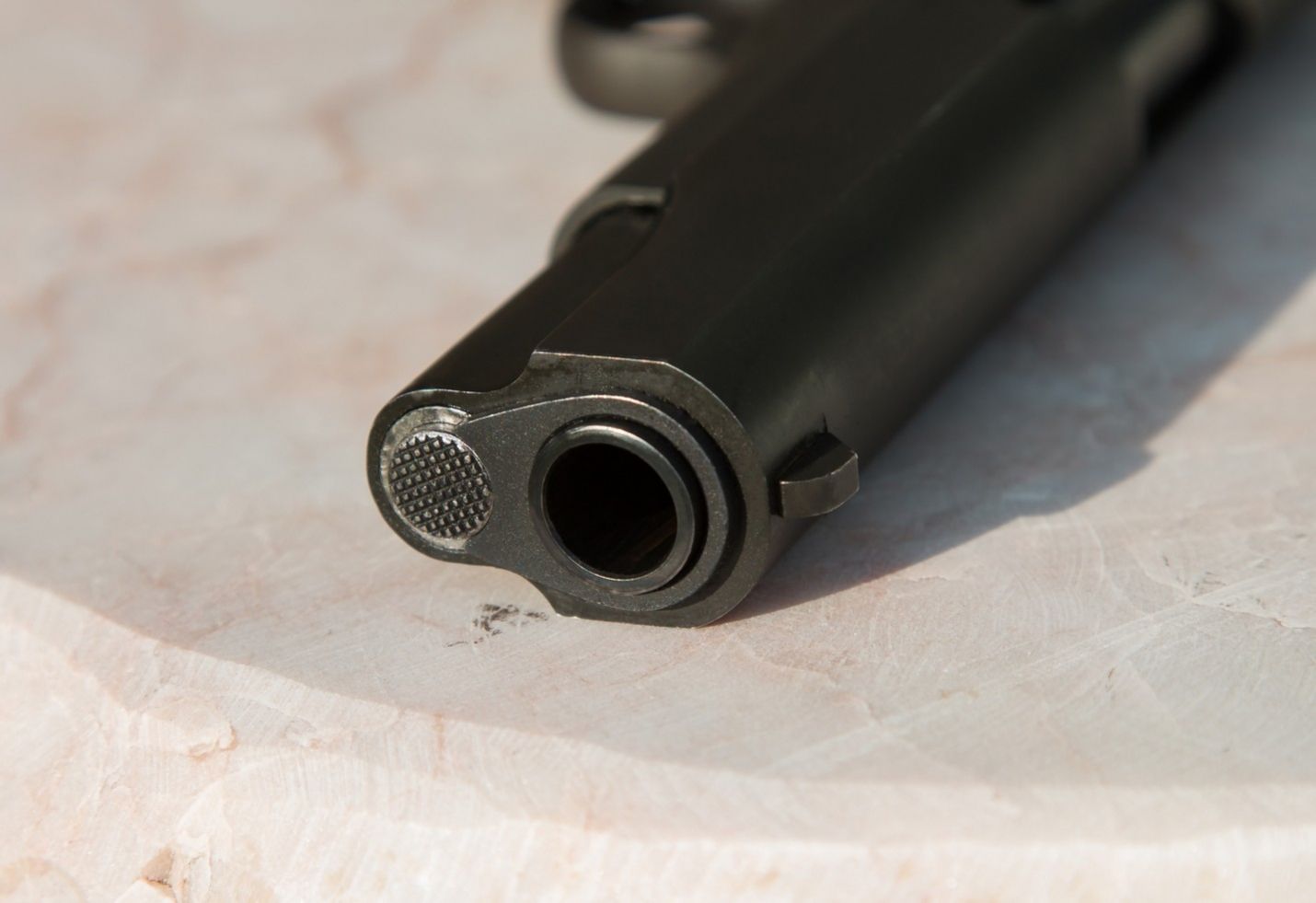 Hong Kong protests: Armed mob storms Yuen Long station