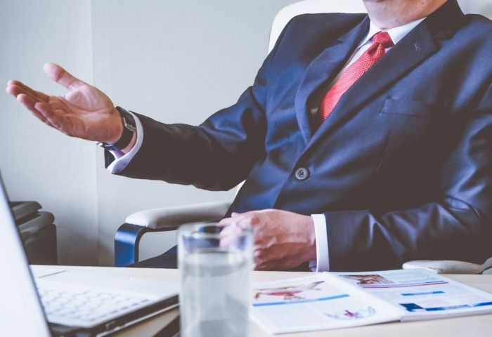 Trump&rsquo;s team, senators to negotiate $1T economic rescue deal