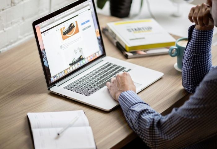 7 of the Best Investment Websites for Beginners