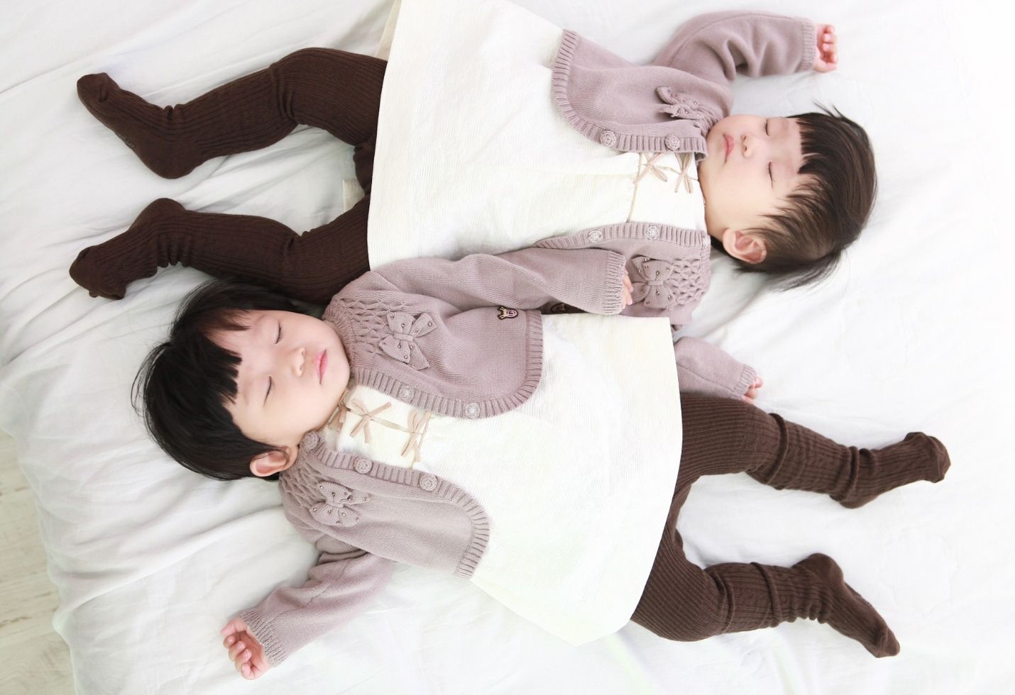 Twins Study Sheds Light on Health Drivers