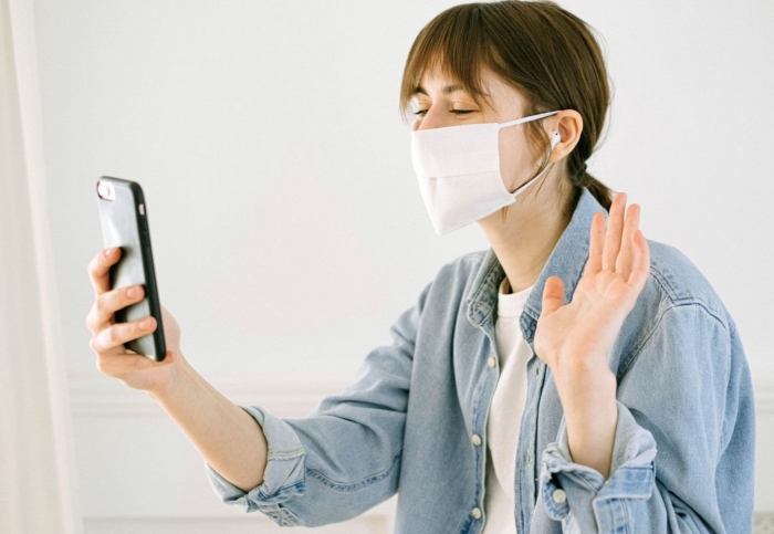 Twitter blocks tweet from Trump adviser downplaying masks