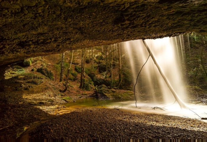 China&rsquo;s Last Cave Dwellers Fight to Keep Their Underground Homes