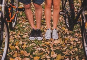 The secret to nailing the biggest online dating day of the year: wear sneakers