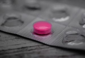 Surgeon general urges Americans to carry overdose antidote