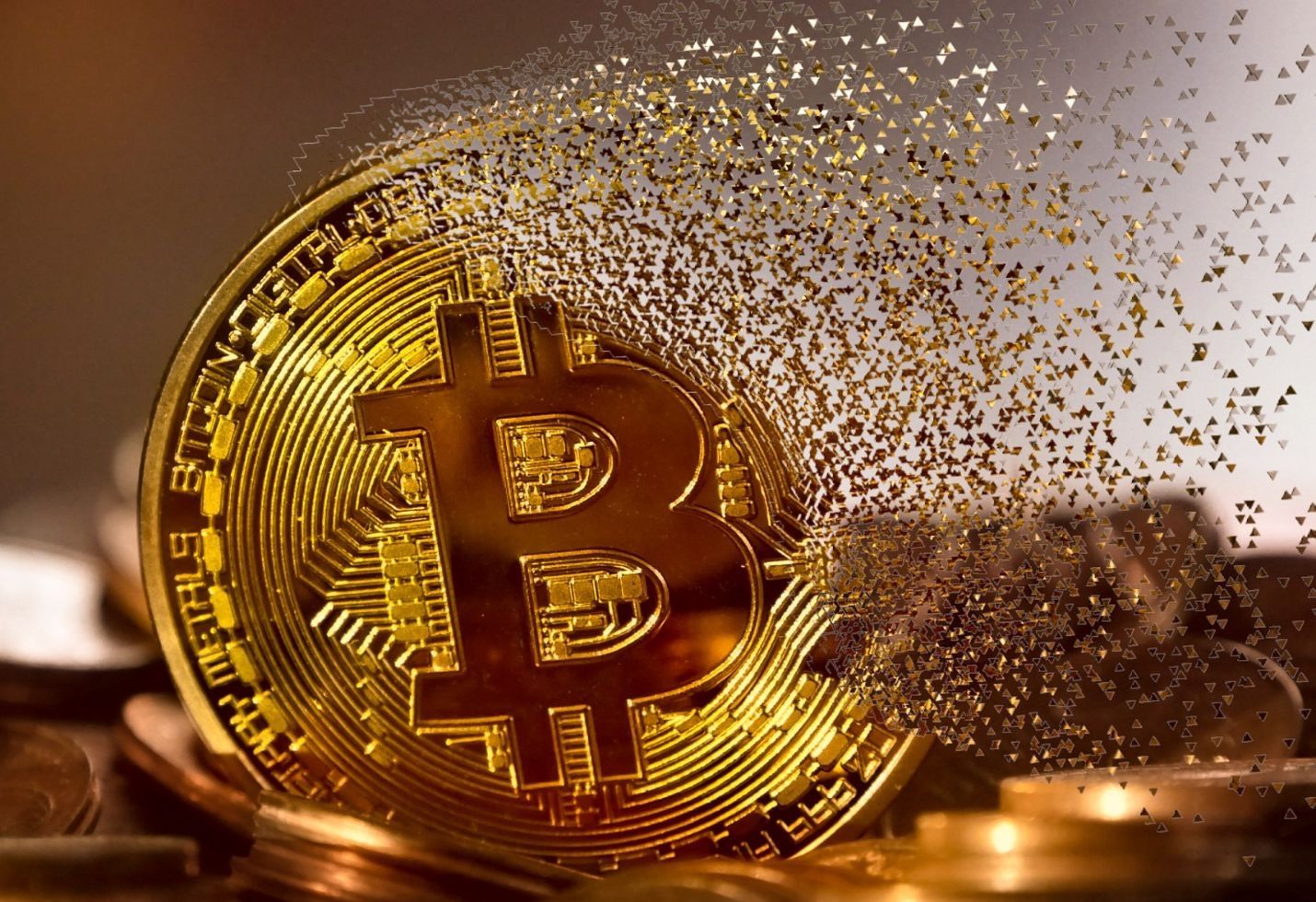 Bitcoin Could Break the Internet, Central Banks' Overseer Says