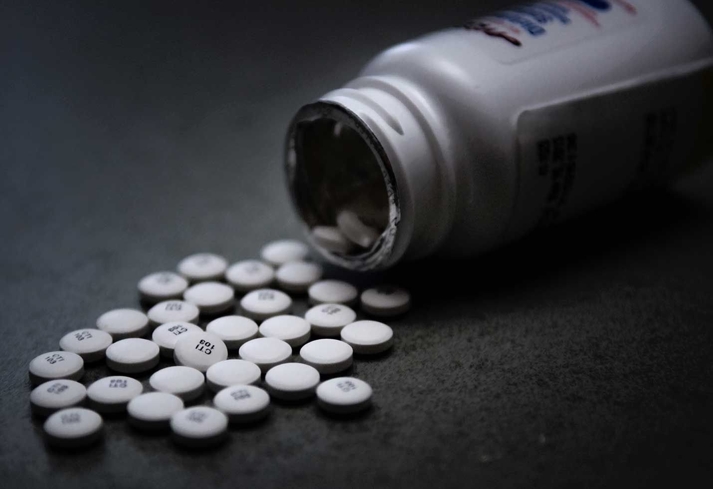 How best to treat opioids&rsquo; youngest sufferers? No one knows