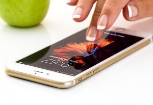 Apple abandons AirPower wireless charging product