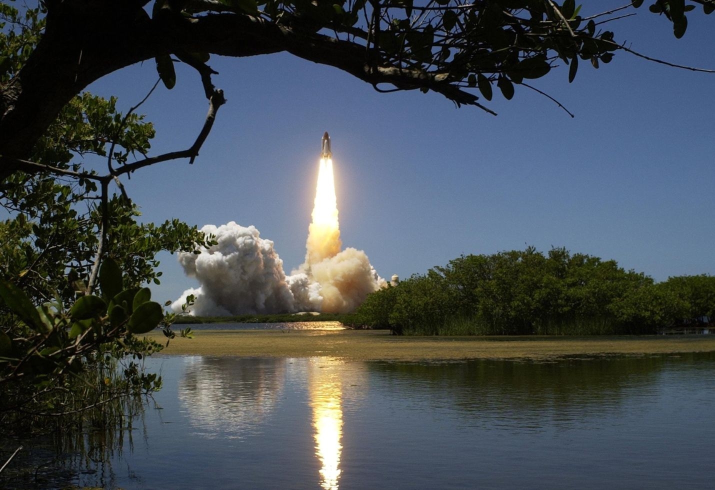 Small launch startup Astra to go public at $2.1 billion valuation